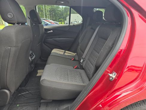 Certified 2024 Chevrolet Equinox LT w/ LPO, Floor Liner Package FWD image 25