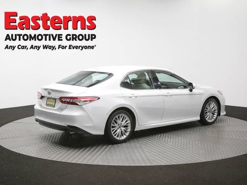 Used 2019 Toyota Camry XLE w/ Carpet Mat Package FWD image 43
