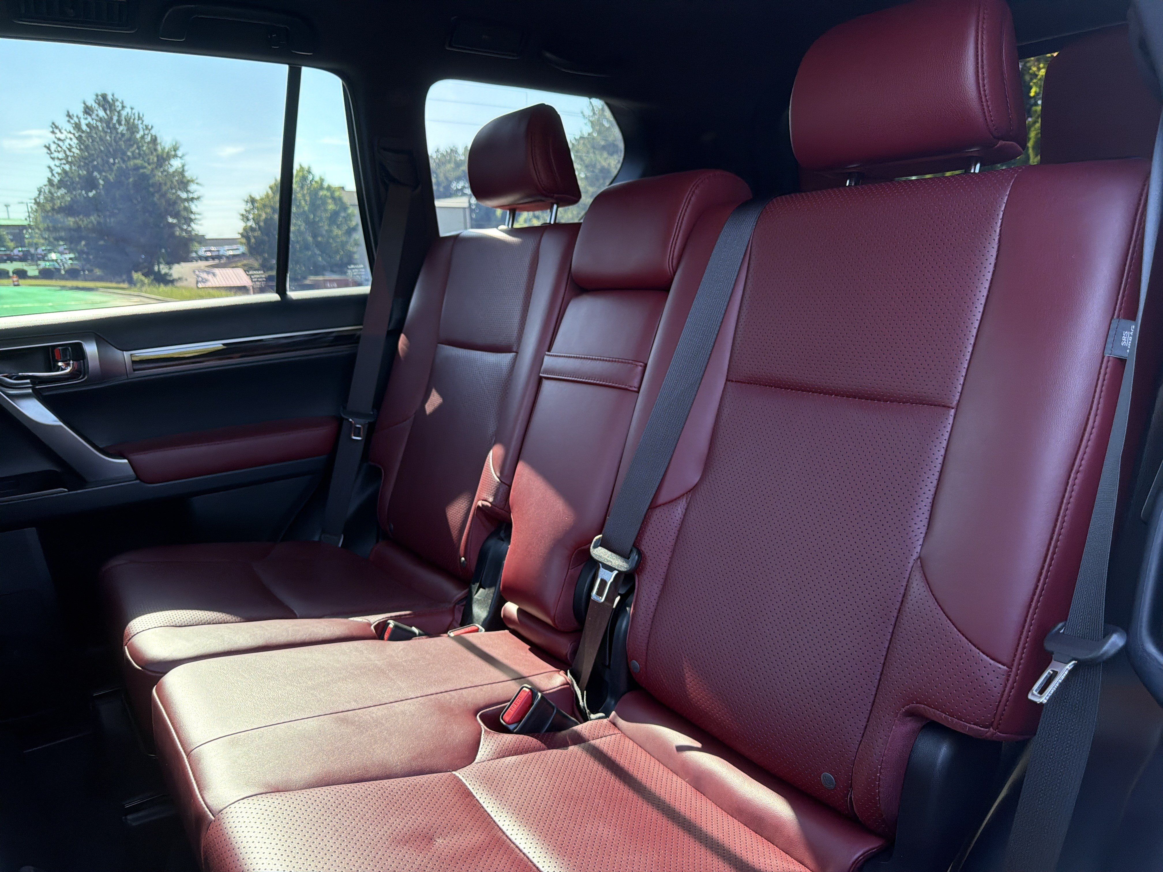 Used 2023 Lexus GX 460 Luxury AWD/4WD image 9