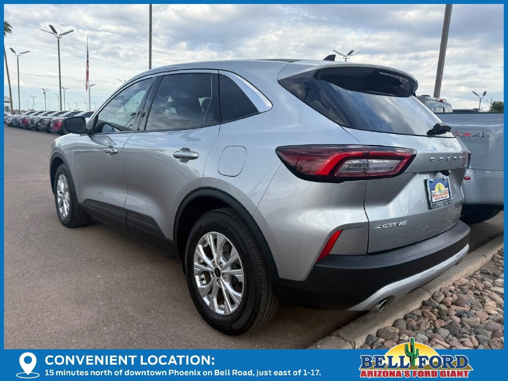 Used 2023 Ford Escape Active FWD image 3