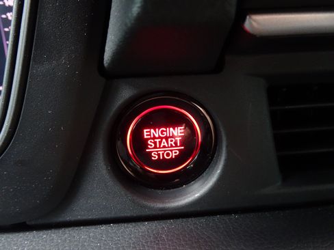 Used 2026 Honda Pilot Sport image 24