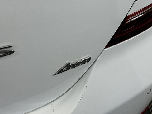 Used 2022 Genesis G70 2.0T w/ Prestige Package image 18