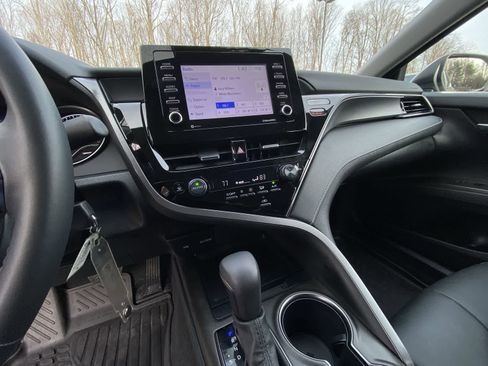 Used 2023 Toyota Camry SE image 28