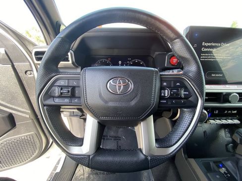 Certified 2025 Toyota 4Runner TRD Off-Road Premium AWD/4WD image 26