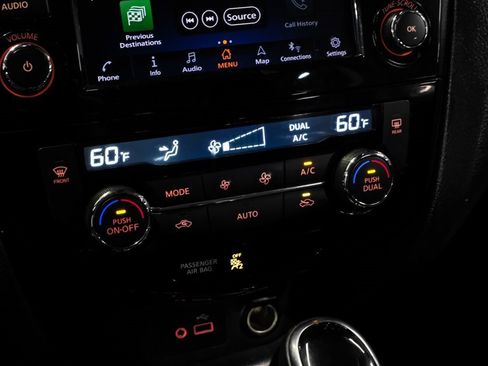 Used 2019 Nissan Rogue Sport SL w/ Premium Package image 30