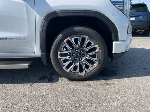 Used 2023 GMC Sierra 1500 Denali Ultimate image 31