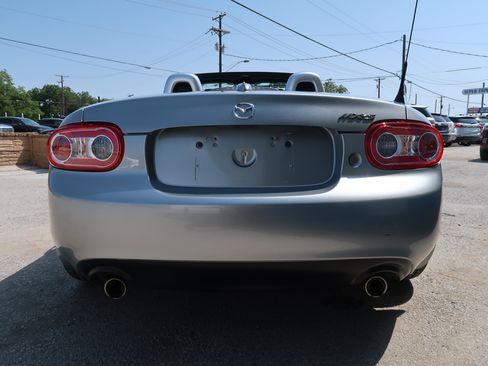 Used 2014 MAZDA MX-5 Miata Grand Touring w/ Premium Package RWD image 10