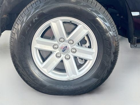 Used 2025 Ford F150 XL w/ Equipment Group 103A High AWD/4WD image 28