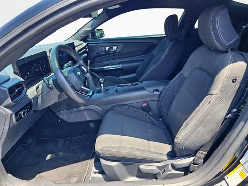 Used 2024 Ford Mustang GT RWD image 16