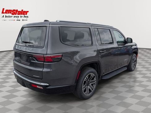 Used 2024 Jeep Wagoneer Series II AWD/4WD image 5
