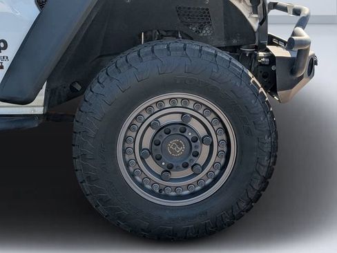 Certified 2020 Jeep Wrangler Unlimited Sport AWD/4WD image 11