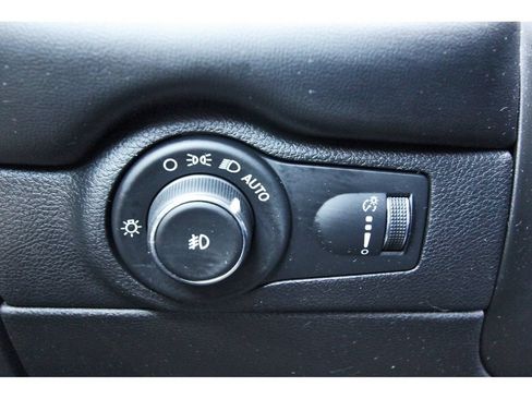 Used 2021 Dodge Durango R/T w/ Blacktop Package RWD image 22