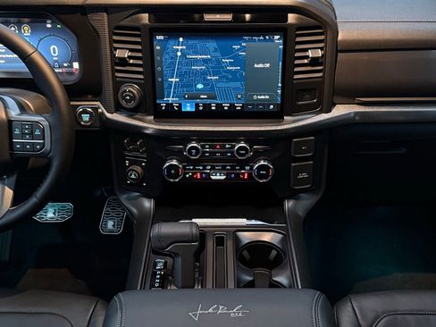 New 2025 Ford F150 Lariat w/ Equipment Group 502A High image 24