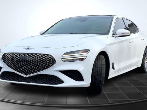Used 2022 Genesis G70 2.0T w/ Prestige Package image 4