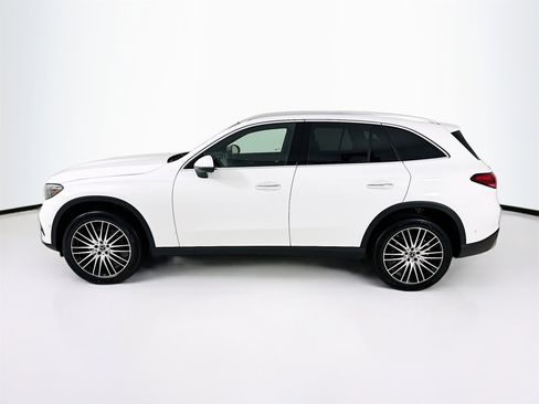 New 2026 Mercedes-Benz GLC 300 image 5