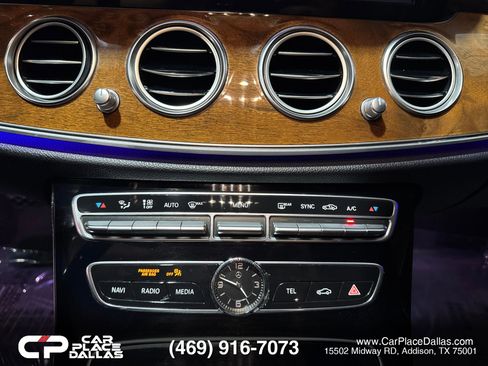 Used 2018 Mercedes-Benz E 300 image 35