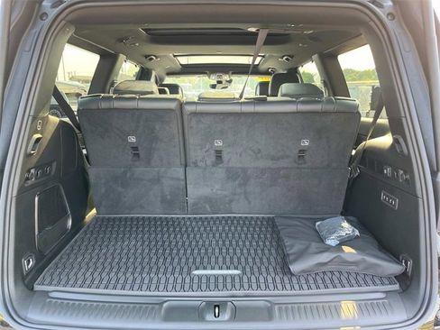 New 2024 Jeep Wagoneer Series III w/ Premium Group I image 23