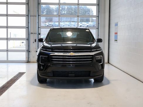 New 2026 Chevrolet Traverse LT w/ Enhanced Driving Package FWD image 5
