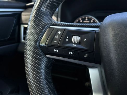 Used 2022 Mitsubishi Outlander ES AWD/4WD image 9