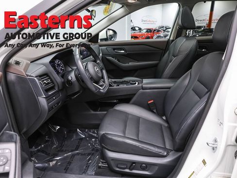 Used 2023 Nissan Rogue SV w/ SV Premium B Package AWD/4WD image 13