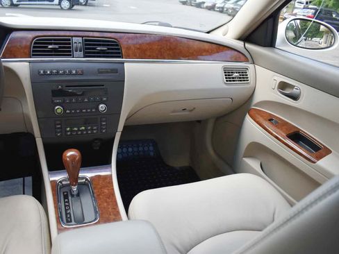 Used 2005 Buick LaCrosse CXL FWD image 15