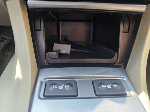 Used 2013 Acura ILX w/ Technology Package FWD image 20