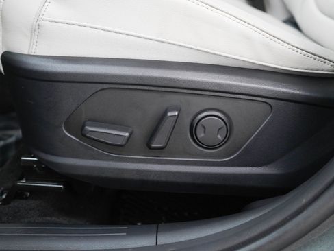 Certified 2026 Hyundai Tucson Limited AWD/4WD image 28