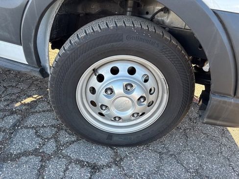 Used 2025 Ford Transit 250 148 Medium Roof Extended AWD image 11