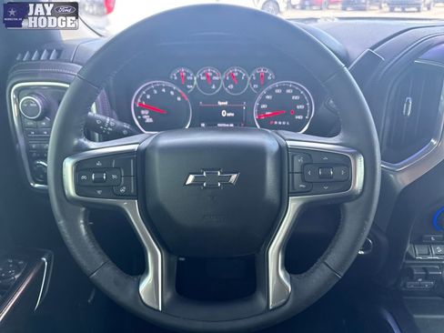 Used 2021 Chevrolet Silverado 1500 LT Trail Boss w/ Convenience Package II AWD/4WD image 27
