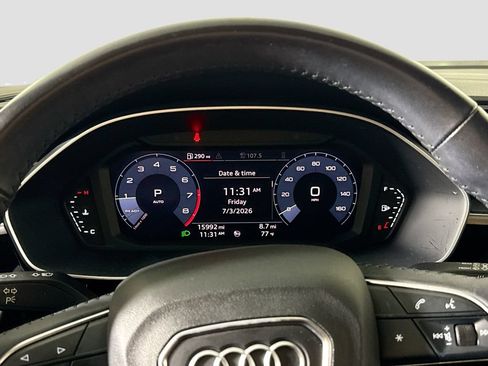 Used 2020 Audi Q3 2.0T Premium w/ Convenience Package AWD/4WD image 11