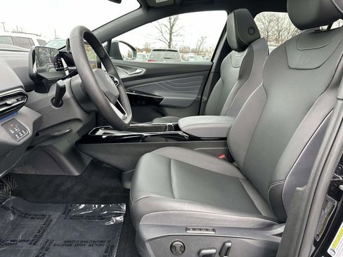 Used 2023 Volkswagen ID.4 Pro S Plus image 10