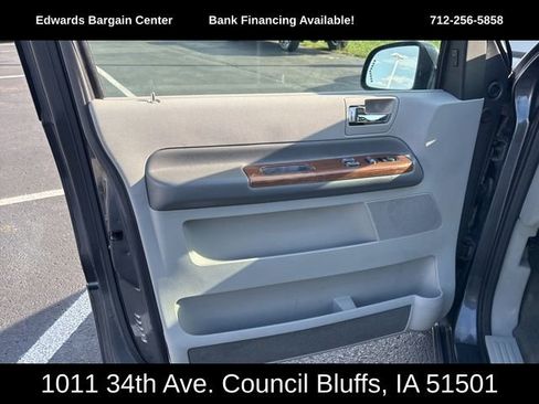 Used 2005 Ford Freestar Limited image 15