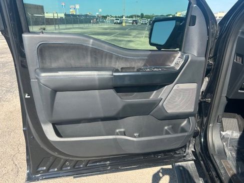 Used 2024 Ford F150 Platinum w/ FX4 Off-Road Package AWD/4WD image 8