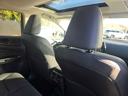 Certified 2024 Lexus NX 250 FWD image 15