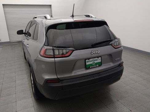 Used 2019 Jeep Cherokee Latitude w/ Popular Appearance Group FWD image 6