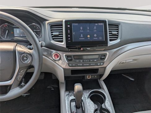 Used 2016 Honda Pilot EX image 19