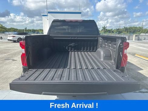 Used 2026 Chevrolet Silverado 1500 High Country w/ Technology Package AWD/4WD image 17