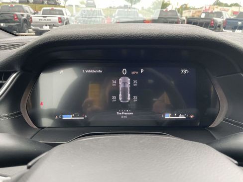 New 2025 Jeep Grand Cherokee Altitude image 29