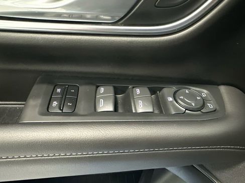 Used 2021 Chevrolet Suburban Z71 w/ Rear Media and Nav Package image 33