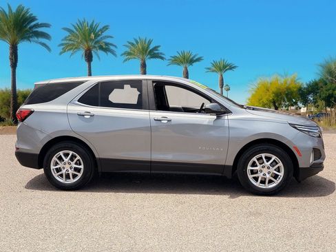 Used 2023 Chevrolet Equinox LT FWD image 6