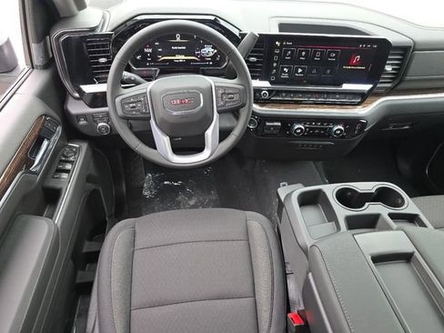New 2026 GMC Sierra 3500 SLE w/ SLE Value Package AWD/4WD image 3