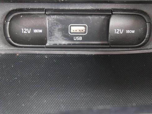 Certified 2020 Kia Soul LX image 34