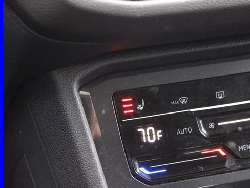 Certified 2023 Volkswagen Tiguan SE image 37