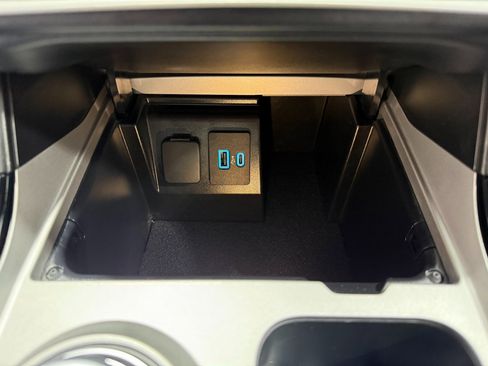 Used 2023 Ford Explorer ST w/ Equipment Group 401A image 14