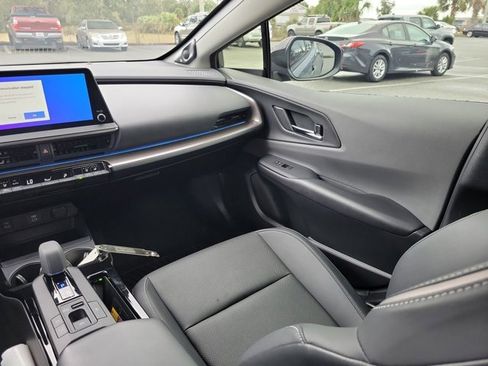 Used 2023 Toyota Prius LE image 23