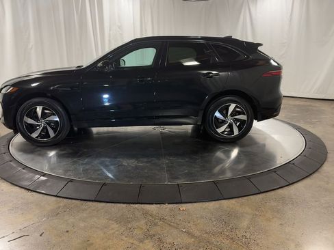 Used 2025 Jaguar F-PACE R-Dynamic S image 7