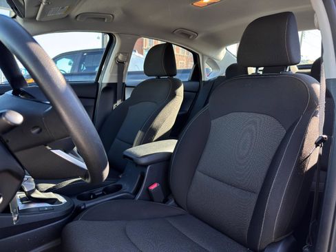 Used 2023 Kia Forte LXS image 15