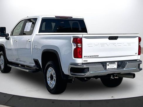 Used 2024 Chevrolet Silverado 2500 LT AWD/4WD image 7