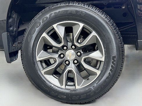 Used 2022 Chevrolet Silverado 1500 LT image 29