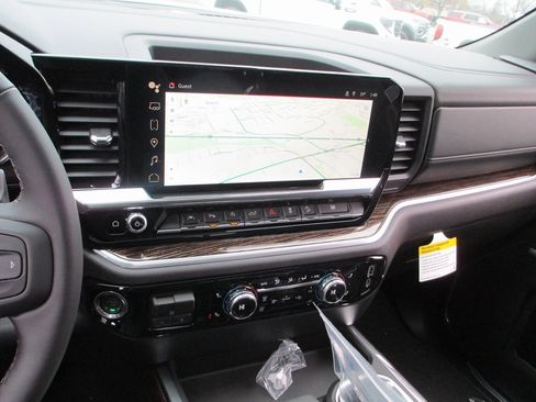 New 2026 GMC Sierra 1500 Elevation w/ Elevation Premium Package image 18